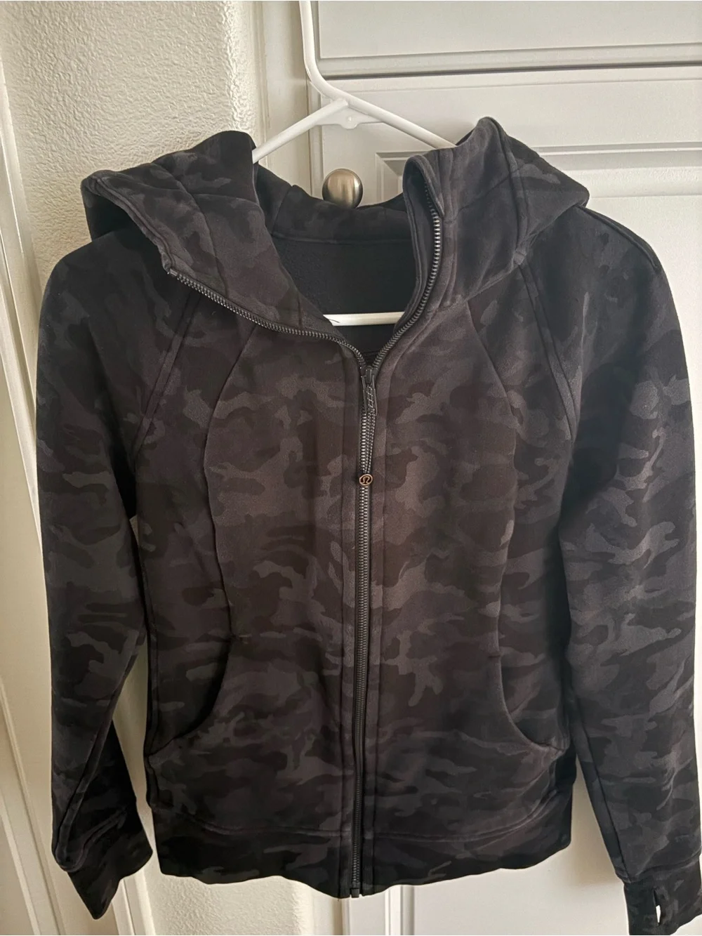 Lululemon Scuba hoodie